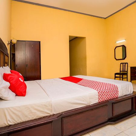 Oyo 1989 Hotel Pelangi Harapan Samarinda Dış mekan fotoğraf