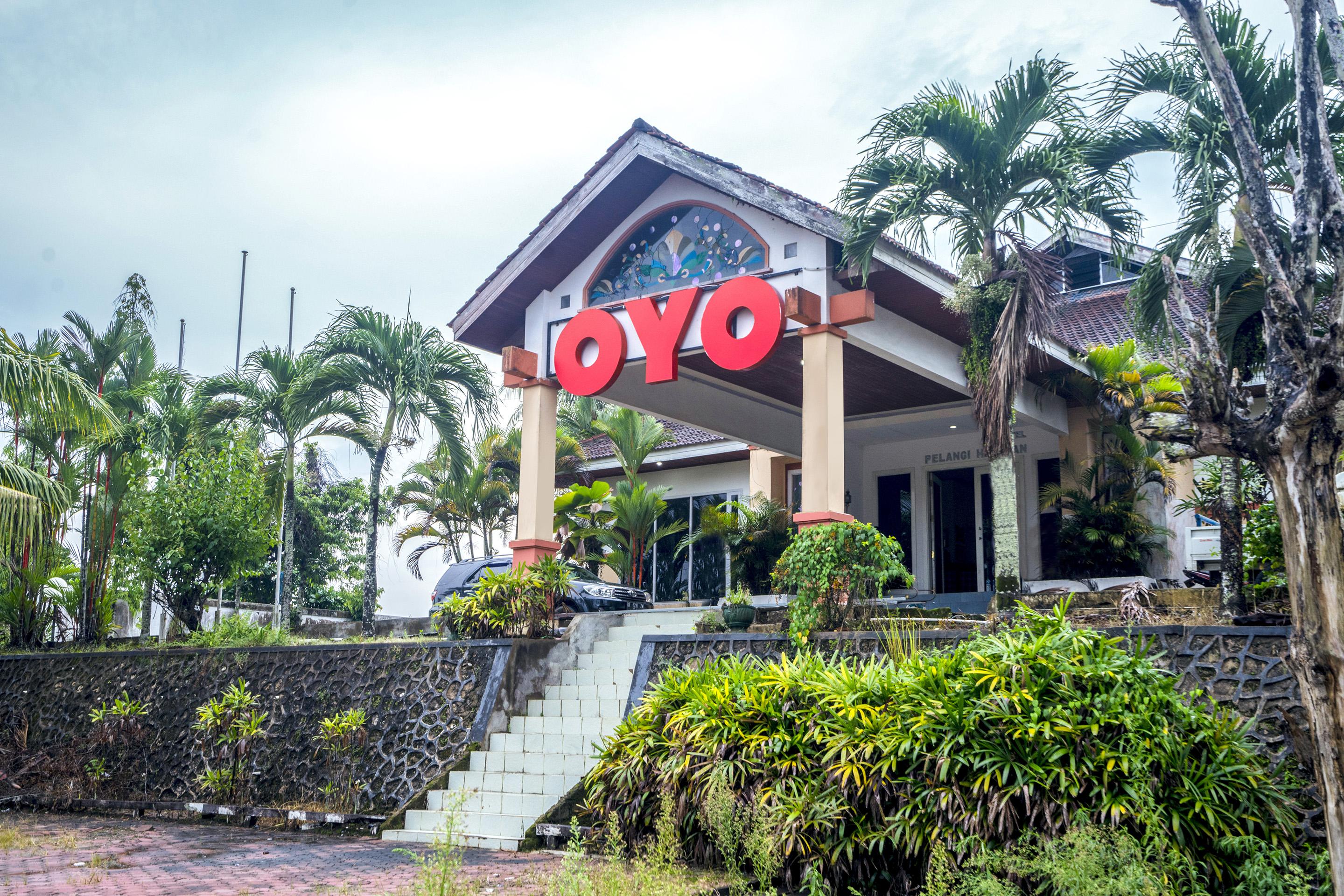 Oyo 1989 Hotel Pelangi Harapan Samarinda Dış mekan fotoğraf